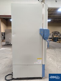 Image of Thermo Fisher ULT Freezer, Model ULT3280-10HD-D42 05