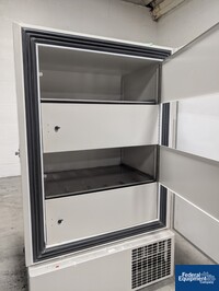 Image of VWR ULT Freezer, Model 5706 13