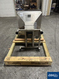 Image of Cap Hopper Elevator 04
