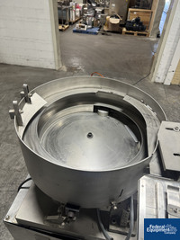 Image of Surekap Inline Quil Capper, Model SK6000-18 07