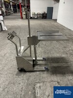 Image of EHS Lift, Model CST110 03
