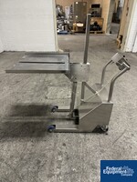 Image of EHS Lift, Model CST110 05