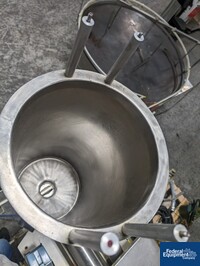 Image of Simplex Single Head Piston Filling Line 11