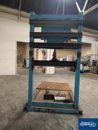 Image of Twinpak Bulk Filler w/Scale 05