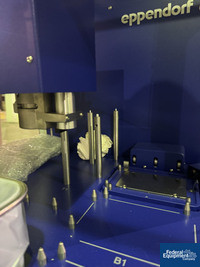 Image of Eppendorf Epmotion 5073 Liquid Handler 09