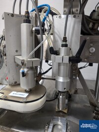 Image of Kalish Liquid Filling Line, Model 2200 41