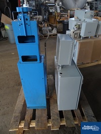 Image of 1 Liter Autoclave Engineers Reactor, 316 S/S, 3,300# 02