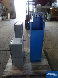 Image of 2,000 ML Autoclave Engineers Reactor, 316 S/S, 3,300# 02