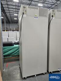 Image of Caron 7401-33 Reach-In CO2 Incubator with Touchscreen Controller 04