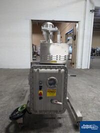 Image of Quadro Comil, Model U10, S/S 05