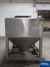 Image of 1,200 Liter Glatt Tote, S/S 05