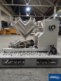 Image of 16 Quart P-Kelley Twin Shell Blender, S/S, Pin Bar 04