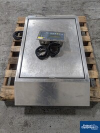 Image of 23" x 31" Sartorius Floor Scale 04
