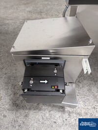 Image of GE Healthcare AKTAready Single Use Chromatography System 08