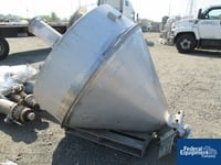 Image of 350 Gal Feed Hopper, S/S 02