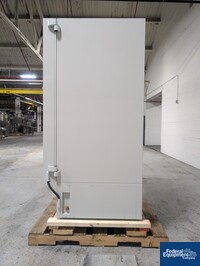 Image of Binder Ultra Guard ULT Freezer, Model UF V 500 06