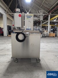 Image of Quadro Comil, Model U5, S/S 04