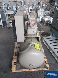 Image of 7.5 HP CompAir Air Compressor 02