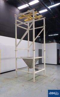 Image of SUPERSACK UNLOADING STAND 05