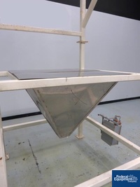 Image of SUPERSACK UNLOADING STAND 06