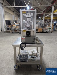 Image of Riva Piccola Tablet Press with 10 stations 04