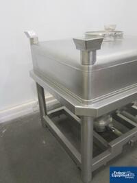 Image of 15 Cu Ft Glatt Tote Bin, S/S 02