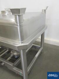 Image of 15 Cu Ft Glatt Tote Bin, S/S 02