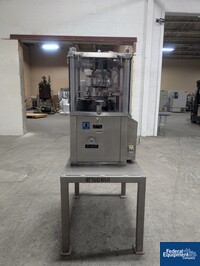 Image of GlobePharma Mini Tablet Press, Model RSB-4, 10 Station 05