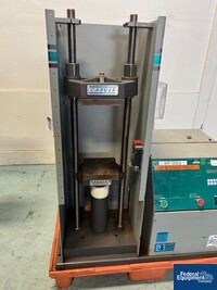 Image of 15 Ton Carver Platen Press, Model 3888.1DI0A00 03