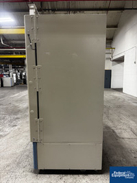 Image of Thermo Scientific Forma ULT Freezer, model 906 03