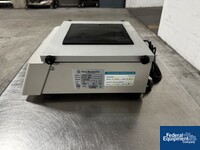 Image of New Brunswick Innova 2000 Platform Shaker 03