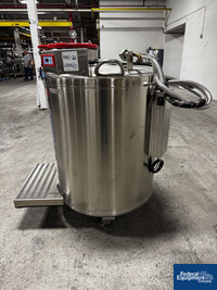 Image of Thermo Scientific Liquid Nitrogen Freezer, Model CryoExtra20 03