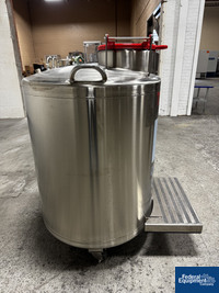 Image of Thermo Scientific Liquid Nitrogen Freezer, Model CryoExtra20 05