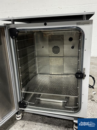Image of New Brunswick Galaxy 170R CO2 Incubator, Model CO170R-120 08