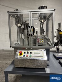 Image of Dott Bonapace In-cap Capsule Filler 03