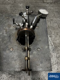 Image of Parr Hydrogenation Reactor, Hastelloy C 15