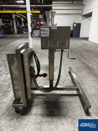 Image of Quadro Comil, Model U20, S/S 03