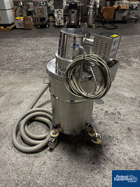 Image of Nilfisk Vacuum, Model CWR-75 SS 04