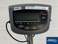 Image of Ohaus Champ II Platform Scale, S/S, 250 lbs 06