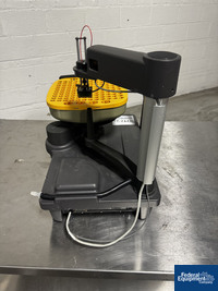 Image of GE Autosampler, Model Frac-950 04