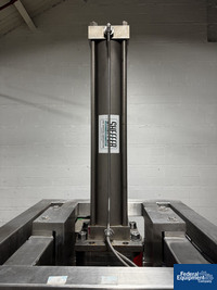 Image of Varian Liquid Chromatography Column 05