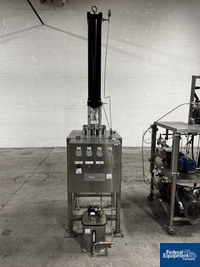 Image of Thar Process Supercritical Fluid Chromatograph, Model SFC-10 34