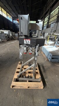 Image of Cap Retorquer 02