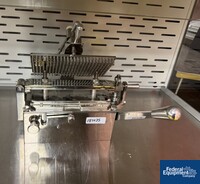 Image of Manual Capsule Filler 02