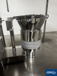 Image of AST Multi Format Aseptic Filling System, Model GENiSYS C20 21