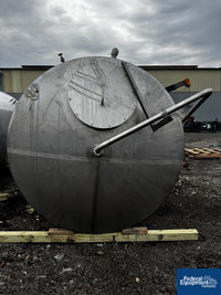 Image of 2100 Gal Stainless Steel Tank 04