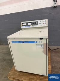 Image of Sorvall Refrigerated, Superspeed Floor Centrifuge 02