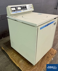 Image of Sorvall Refrigerated, Superspeed Floor Centrifuge 05