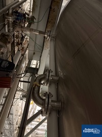 Image of 13,500 Liter Stainless Tank 09