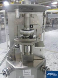 Image of Korsch XL 100 Tablet Press, 10 Station 07